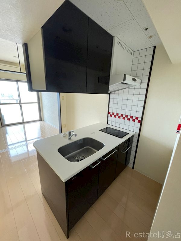 クラブオリエントNo72ハーバーイーストタワー キッチン