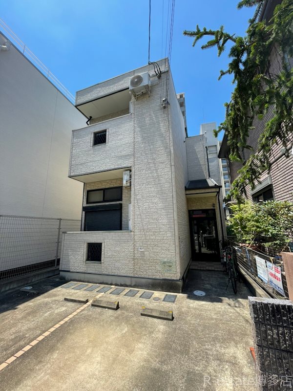 ピュア呉服町 105号室 外観