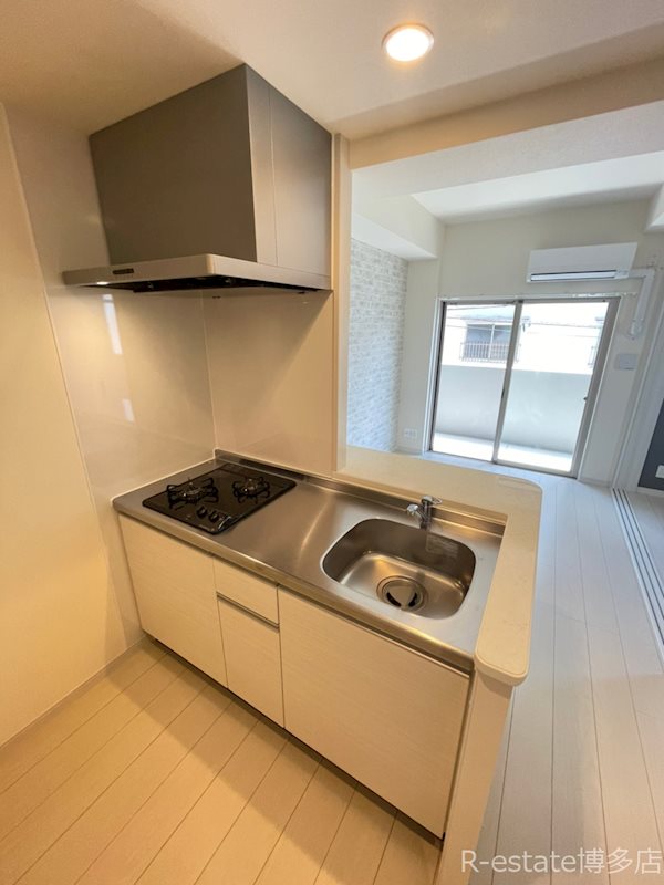 モダンパラッツォ美野島ニューロ キッチン