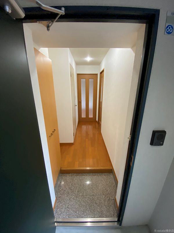 フォレスト薬院大通り 玄関