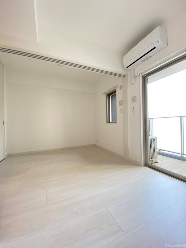 アルファシオミラーニ ベッドルーム