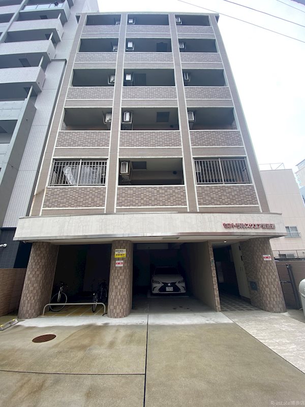 セントラルスクエア渡辺通 502号室 外観