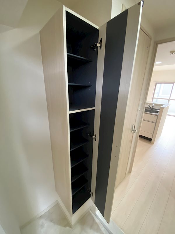 Legend大学通り 玄関