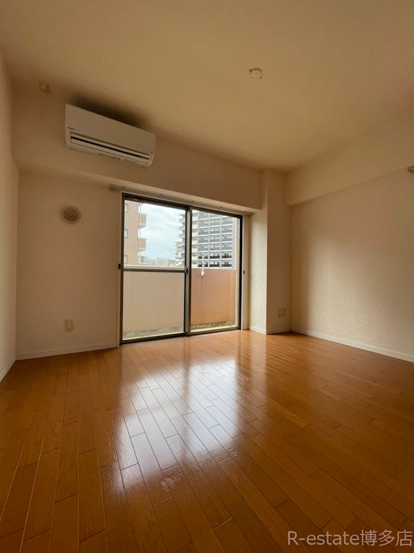 サヴォイエンポリウム ベッドルーム