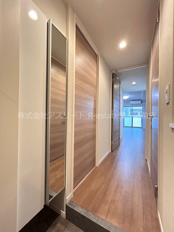 グランデール博多 玄関