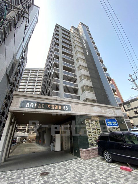 ロイヤル渡辺通2 88 1206号室 外観