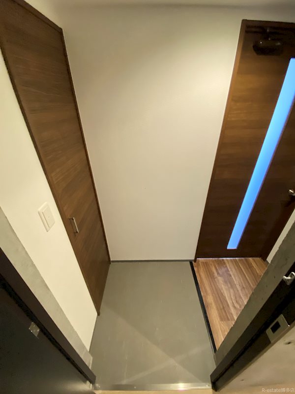 ソルヴェール馬出 玄関