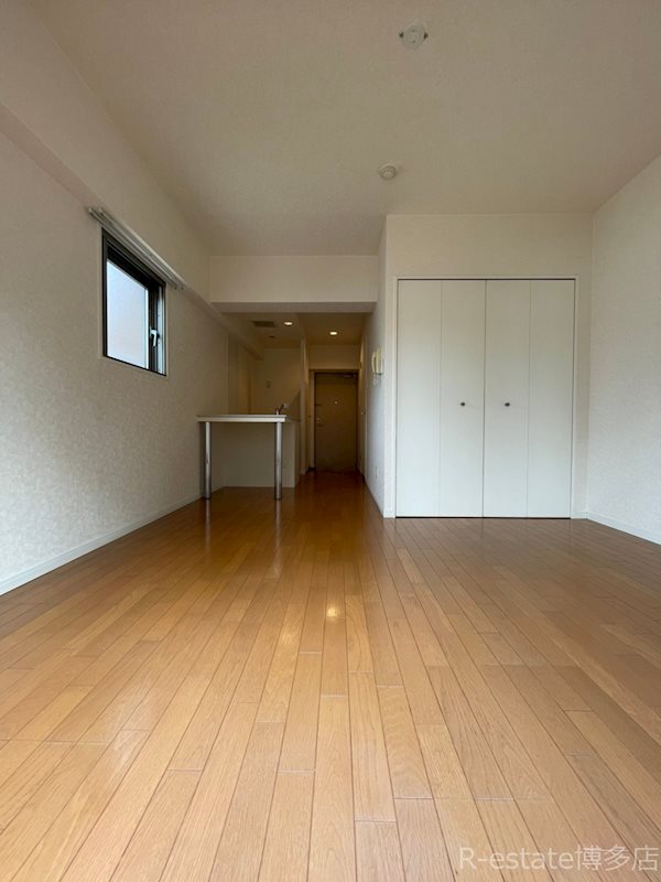 サヴォイエンポリウム リビング