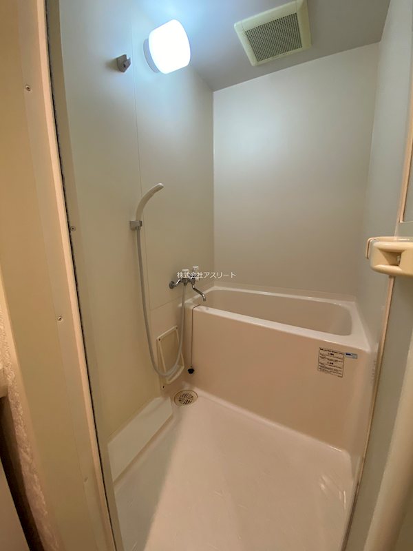 クレタ県庁前 風呂画像