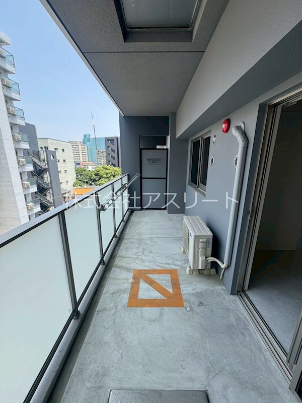 MODERN ASPIRATION THE HAKATA EKIMAE ベランダ