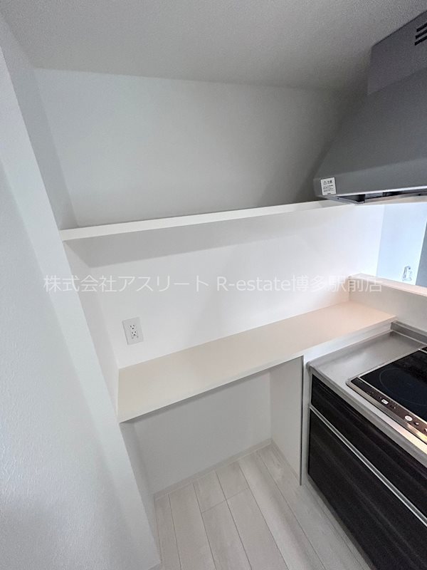 ドゥバーグ渡辺通 その他10