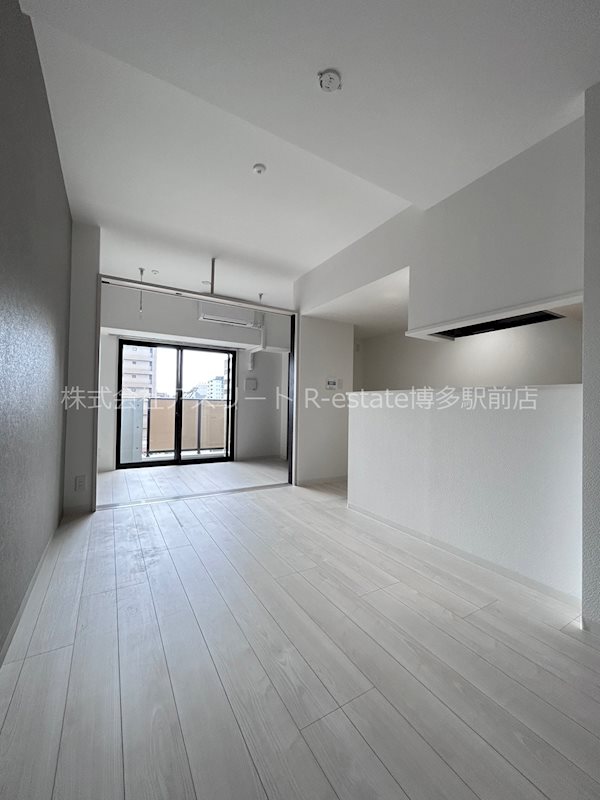 ドゥバーグ渡辺通 その他11