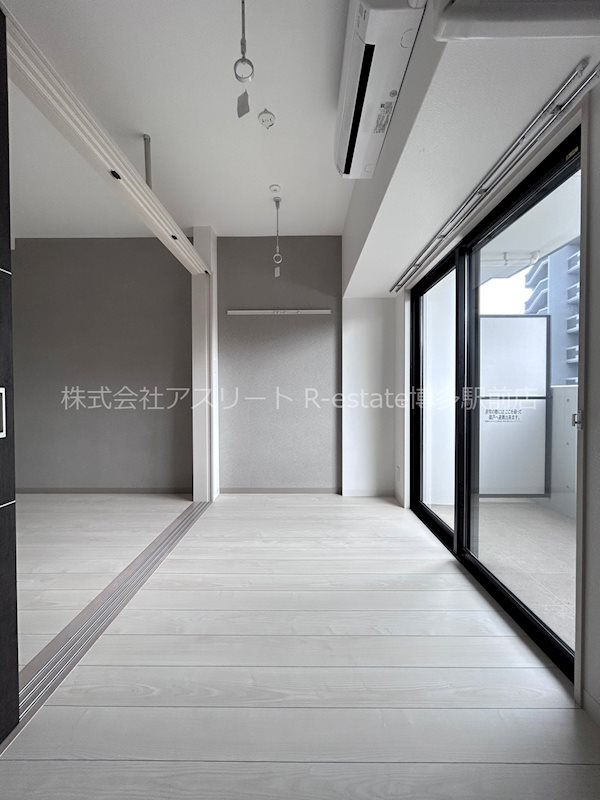 ドゥバーグ渡辺通 ベッドルーム