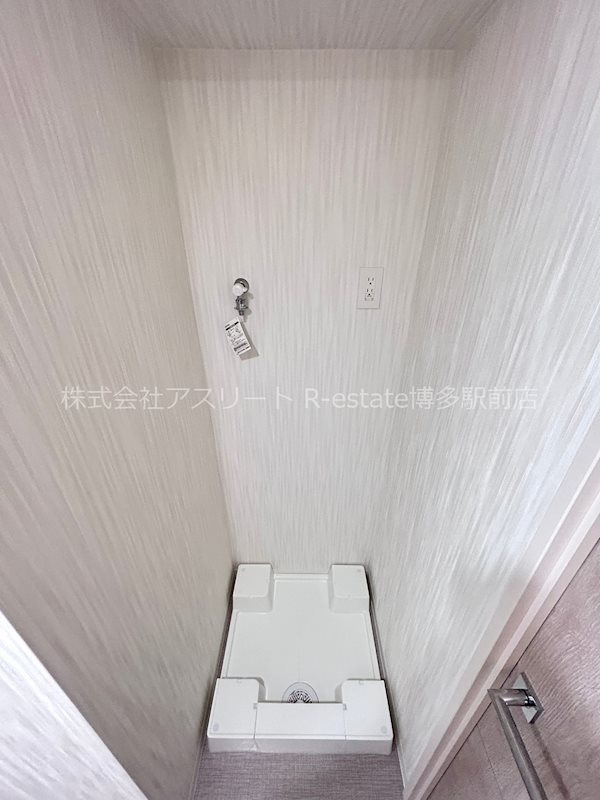 ドゥバーグ渡辺通 その他15