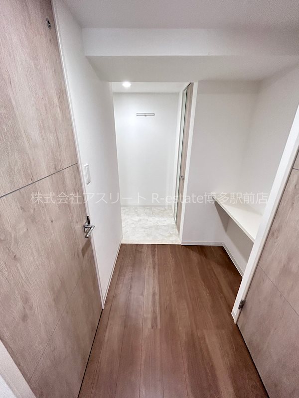 ドゥバーグ渡辺通 その他17