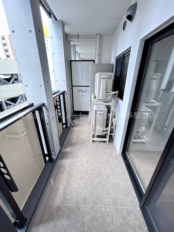 ドゥバーグ渡辺通 ベランダ