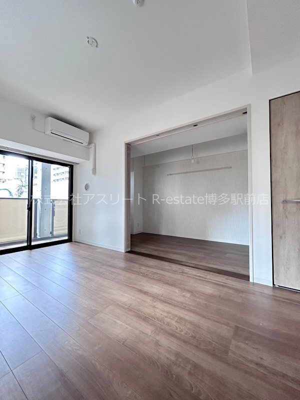 ドゥバーグ渡辺通 その他8