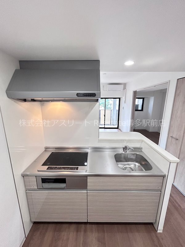 ドゥバーグ渡辺通 キッチン