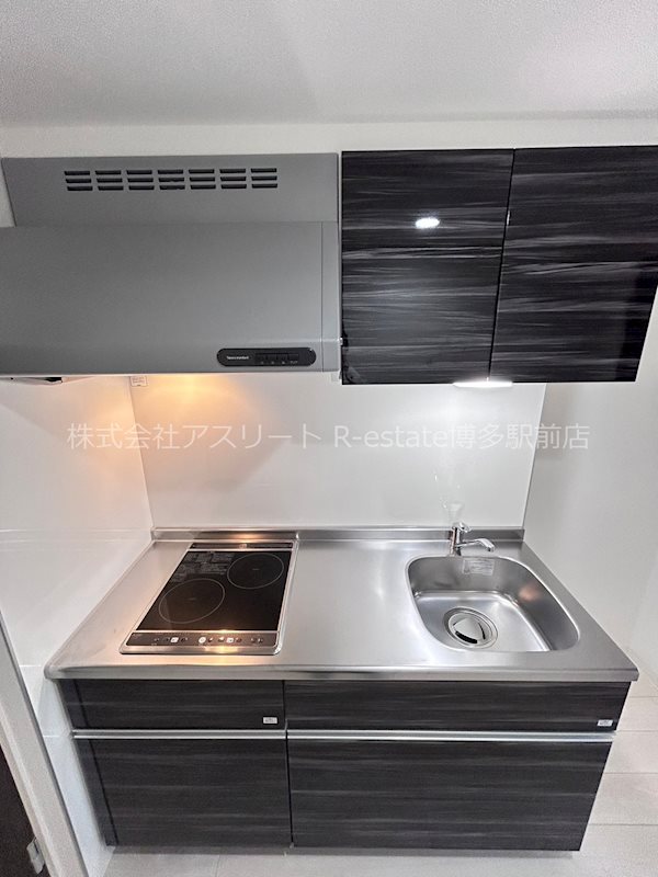 ドゥバーグ渡辺通 キッチン