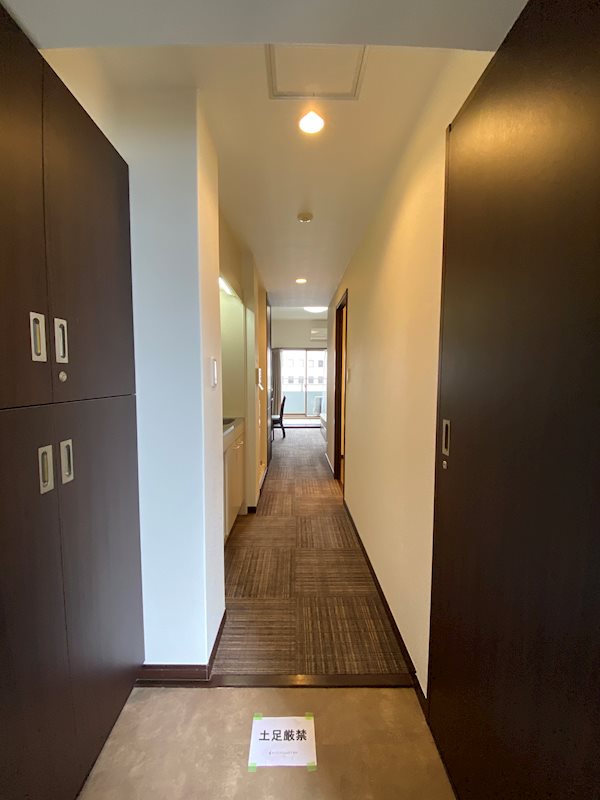 フェルト627 玄関