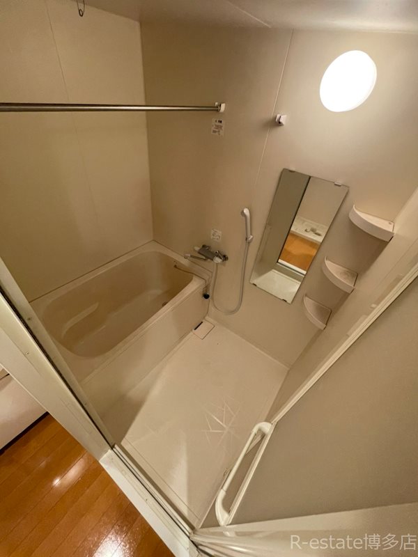 サヴォイグランデヴィル 風呂画像