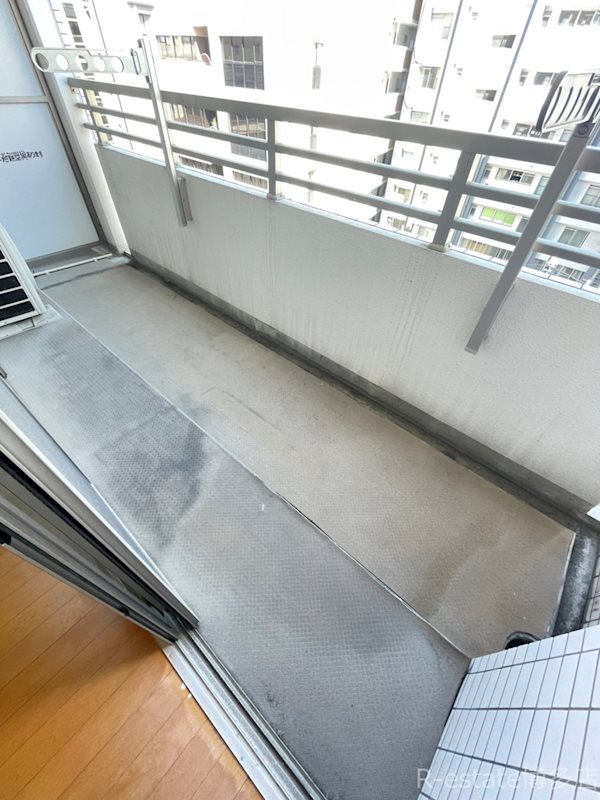 サヴォイグランデヴィル ベランダ