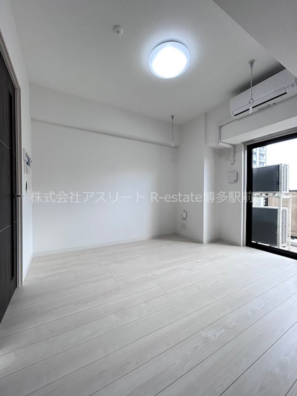 ドゥバーグ渡辺通 ベッドルーム