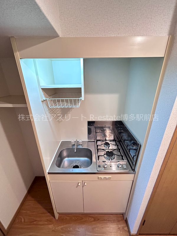 ダイナコートエスタディオレシェンテ キッチン