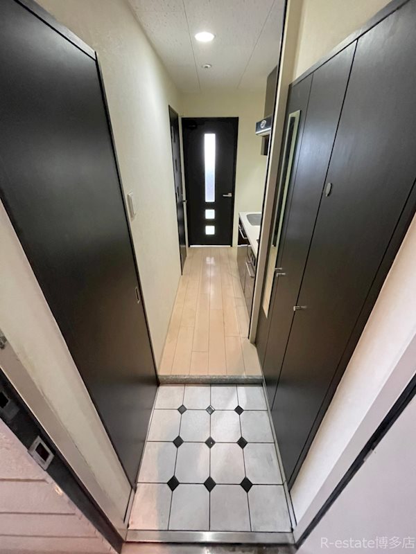 No67BENEFIT21博多 玄関