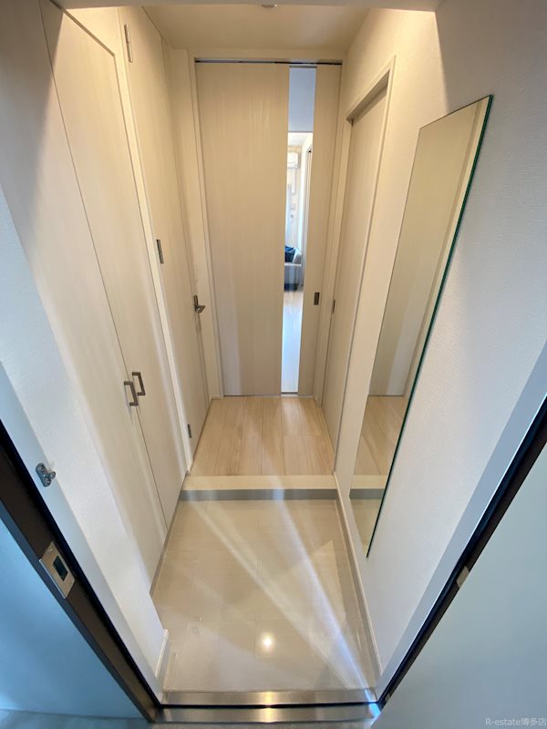 アルティザ博多ベイコート 玄関