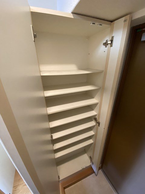 グランディ県庁前 玄関