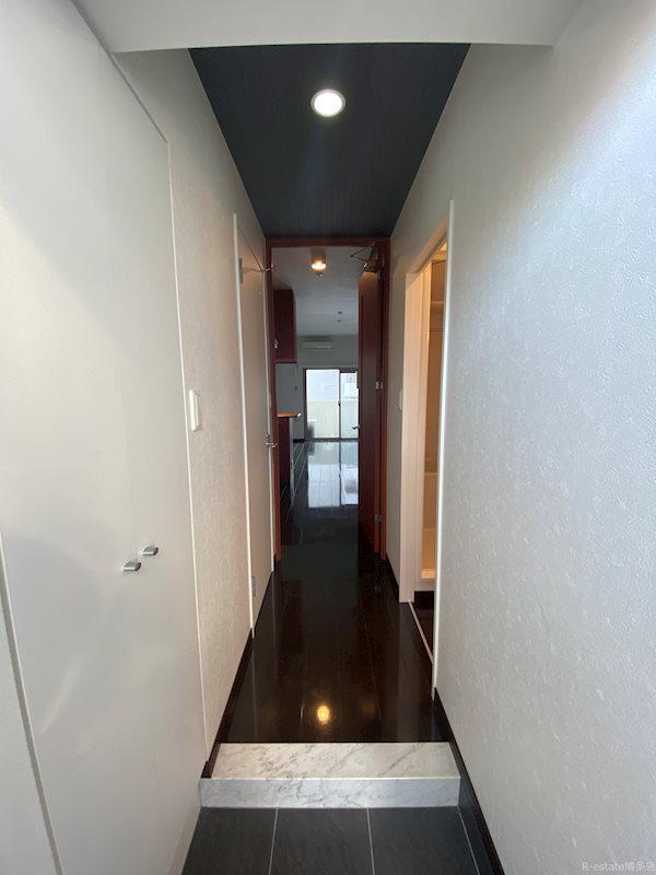 アクアヒルズ天神東 玄関