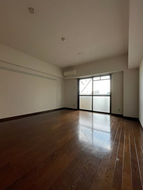 中良ビル ベッドルーム