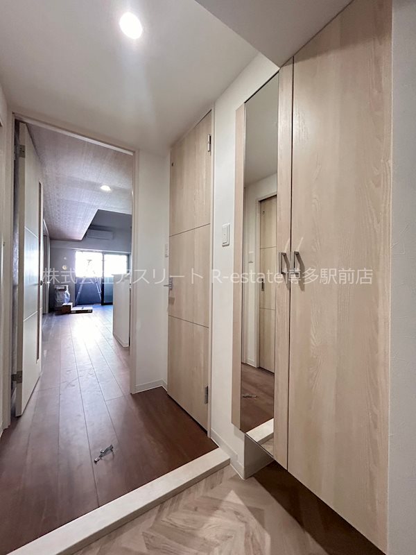 ベルコルティーレ 玄関