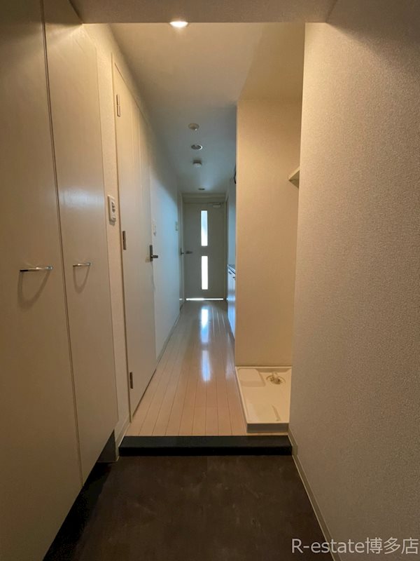 エステムプラザ天神EASTプレミアムタワー 玄関