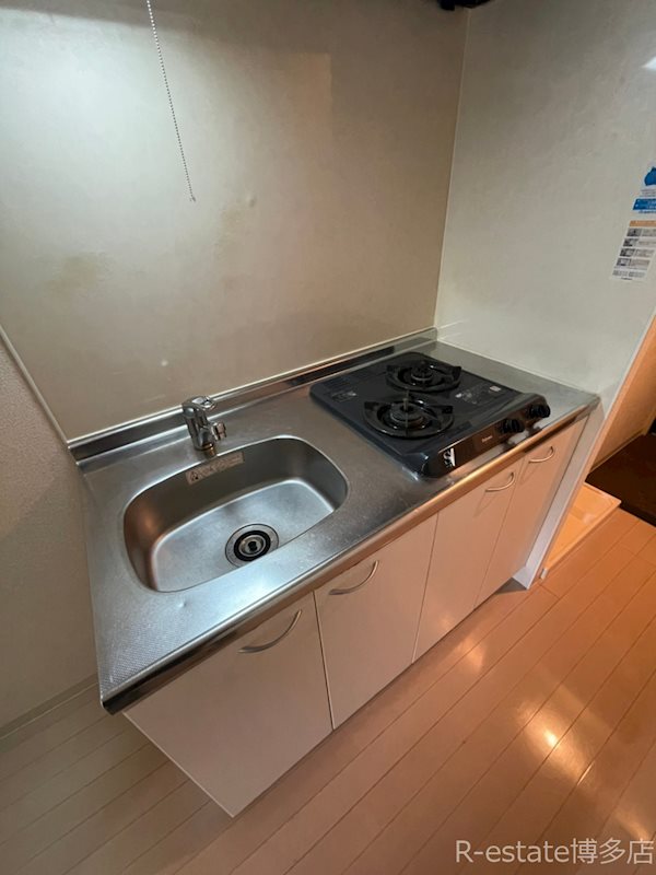 エステムプラザ天神EASTプレミアムタワー キッチン