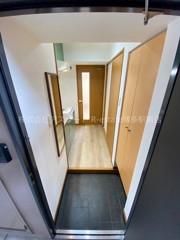 ベネフィス赤坂 玄関