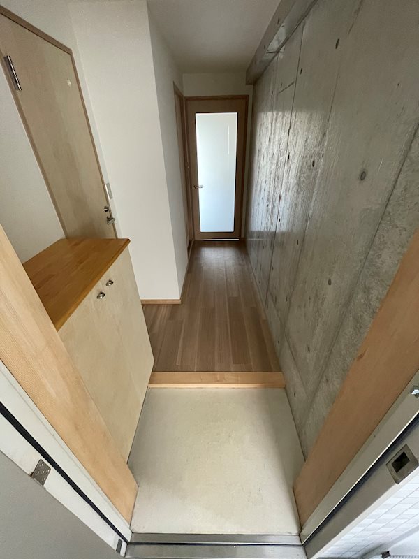 エストレーア薬院 玄関