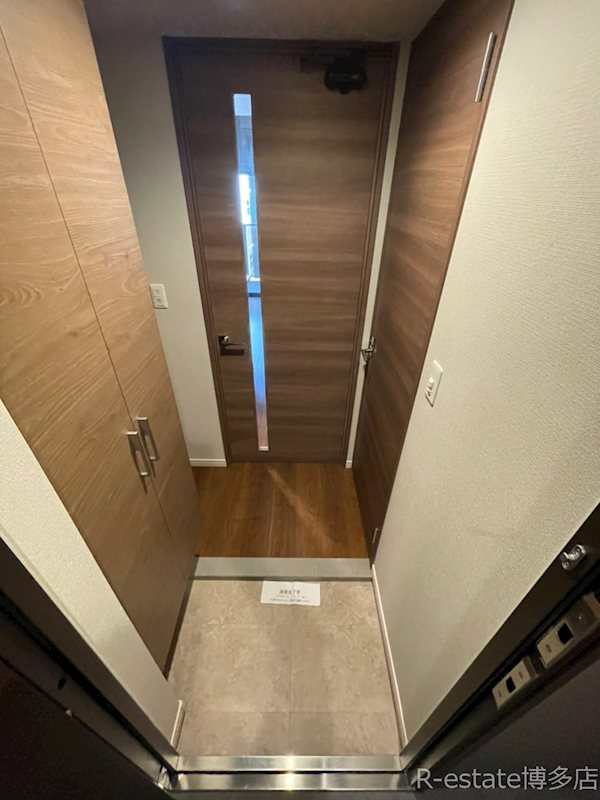 ドゥーエ赤坂 玄関