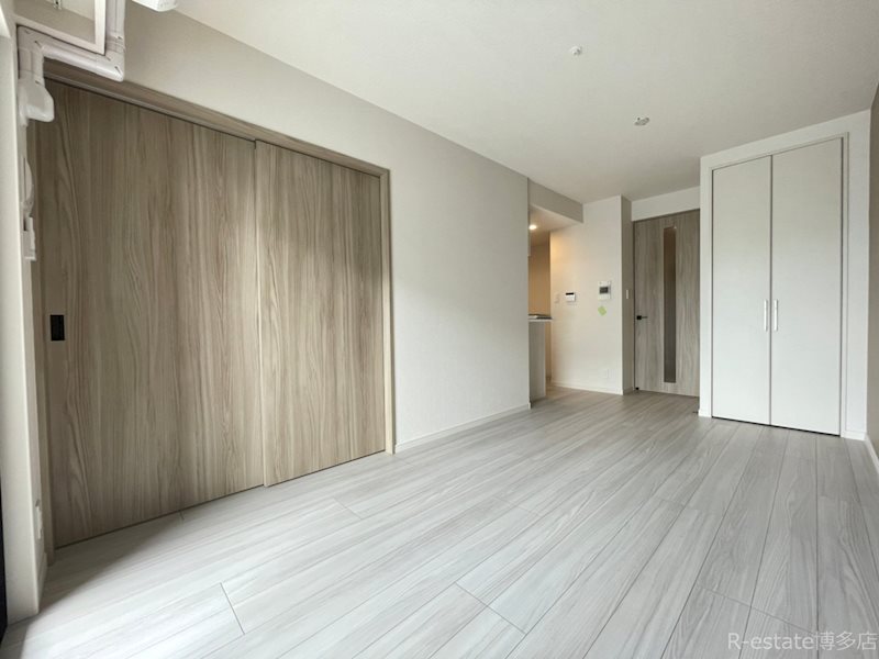 アクタス福岡県庁前グランネクスト リビング