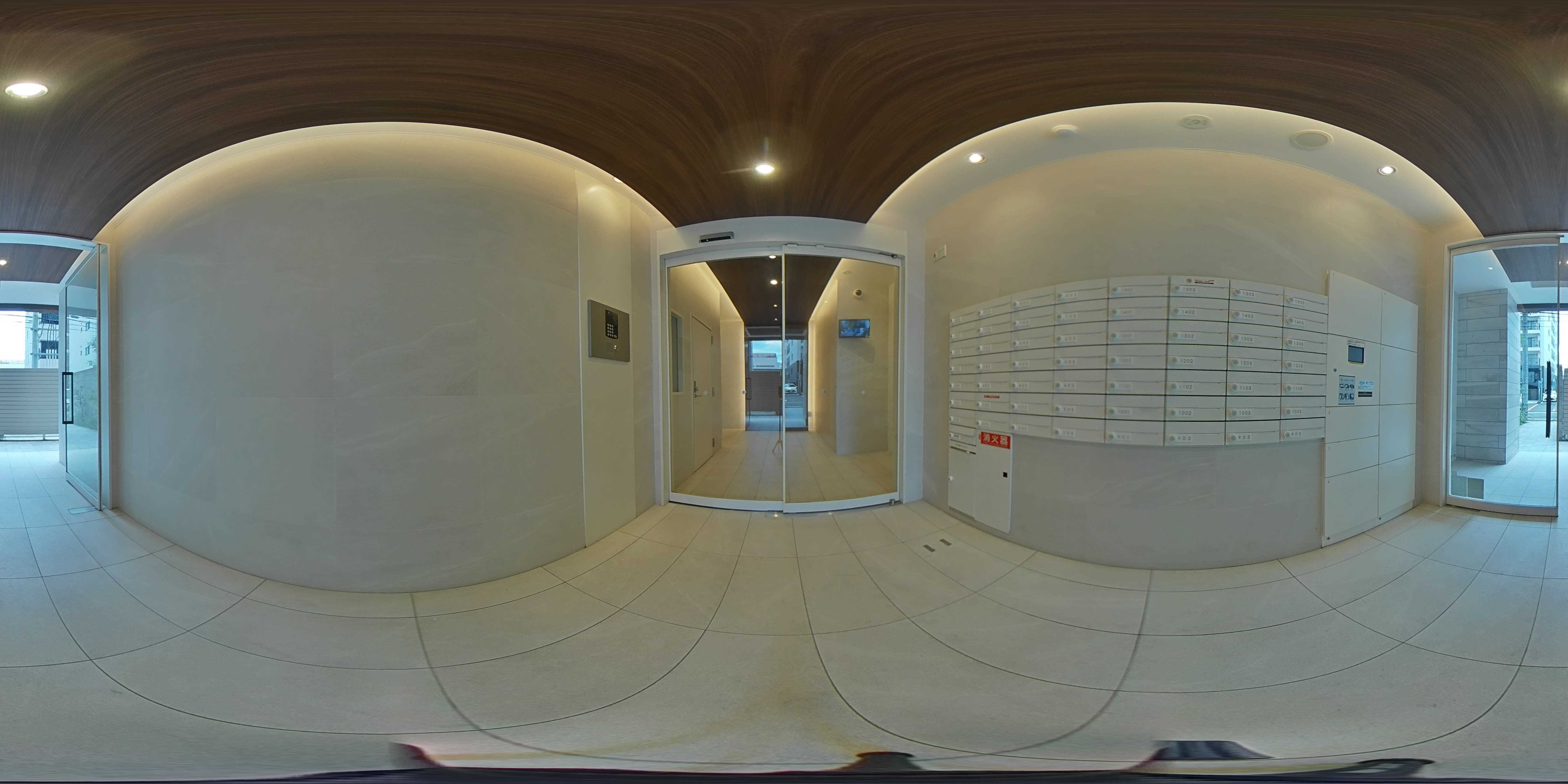 ラクラス博多 エントランス