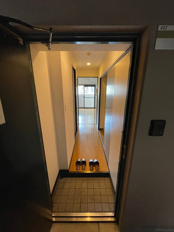 ピュアドームアーデント博多 玄関