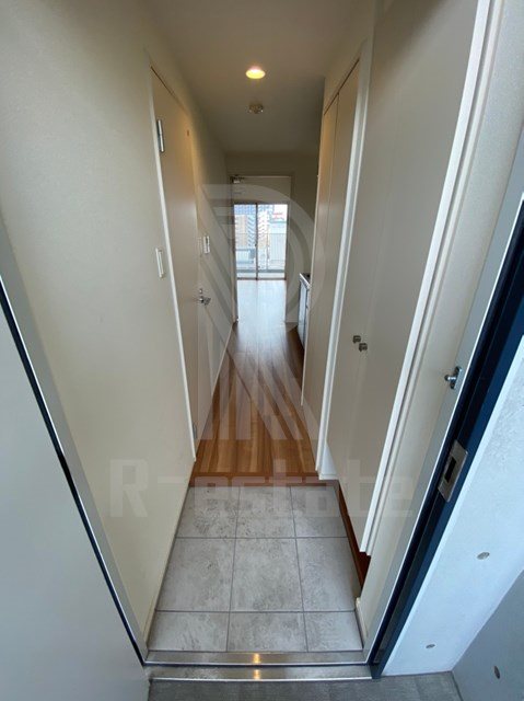 サヴォイコートオブアームズ 玄関