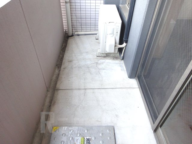 ソリエーヴォ県庁前 ベランダ