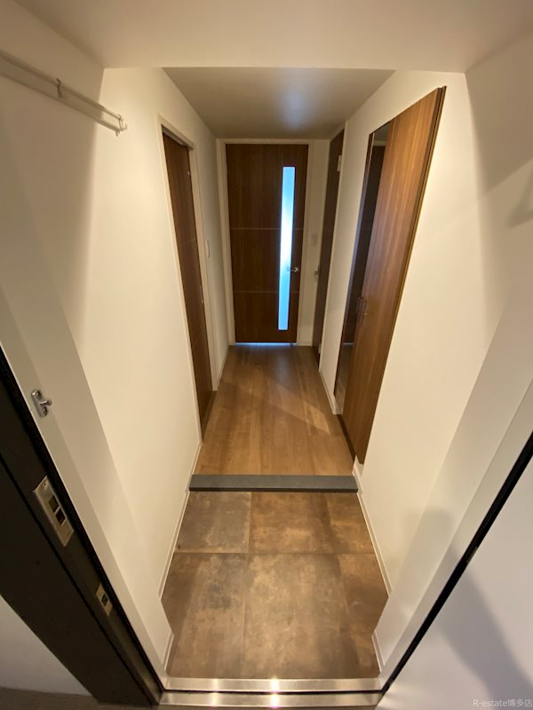 Plaisir薬院 terrace 玄関