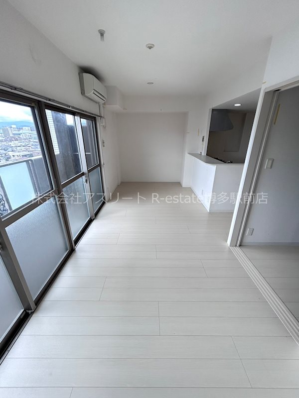 ネクスト吉塚 リビング