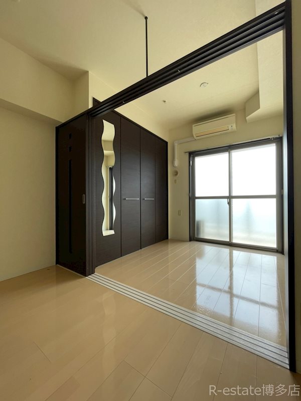 クラブオリエントNo72ハーバーイーストタワー ベッドルーム