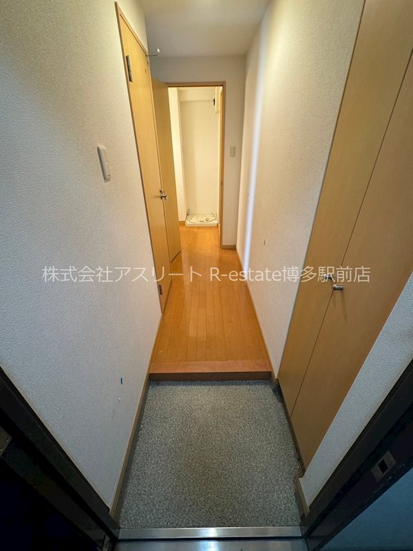 リバティ神屋 玄関