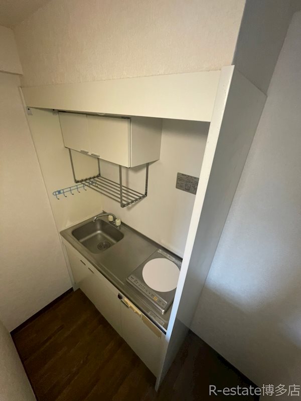 エステートモア博多 キッチン