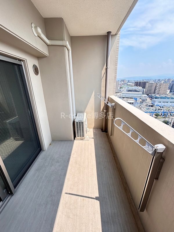 サヴォイソリディティ ベランダ